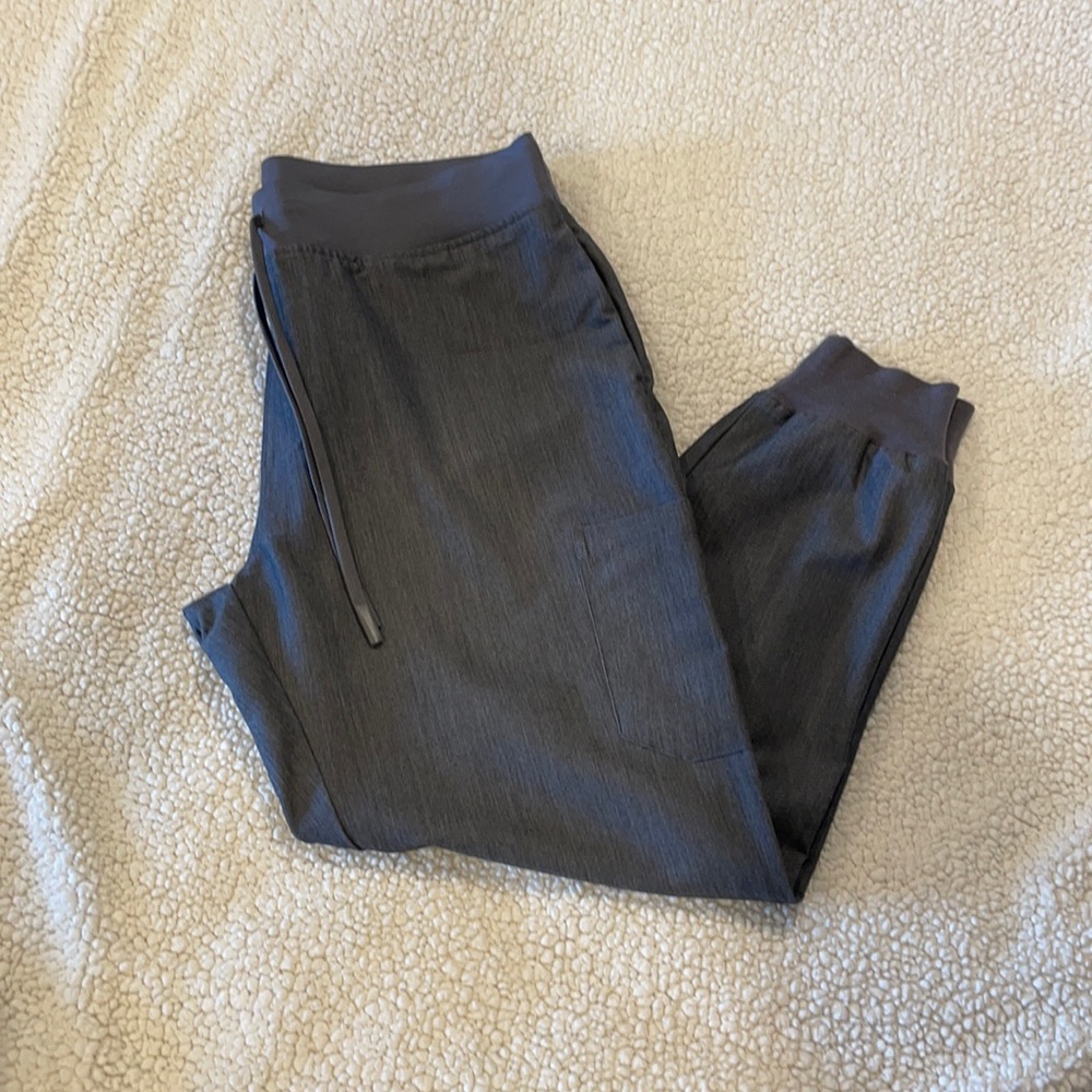 Mandala 9 Pocket Jogger Scrub Pant